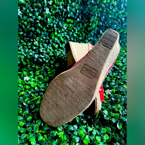 Tom’s Espadrilles Wedge - Picture 3 of 3